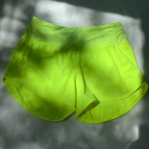 Lululemon Highlight yellow speed up high rise 4" size 4